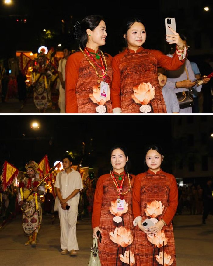 Cùng người thân tham gia sự kiện, phật tử Phạm Thị Thu (40 tuổi, trú tại phường Hoàn Kiếm, Hà Nội) bày tỏ: "Hôm nay tôi cảm thấy rất vui và hạnh phúc khi được tham dự lễ rước xá lợi Phật quy mô lớn như vậy. Cũng như các phật tử và bà con mọi miền Tổ quốc khi quần tụ về đây hôm nay, chúng tôi một lòng bày tỏ sự tôn kinh với Đức Phật, cùng cầu nguyện cho Quốc thái dân an".