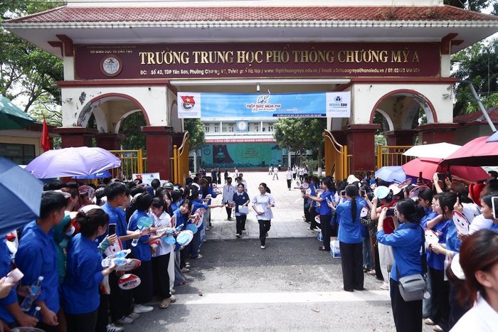 Sáng mai, 31/5, thí sinh làm bài thi môn Toán theo hình thức tự luận, thời gian làm bài 120 phút.