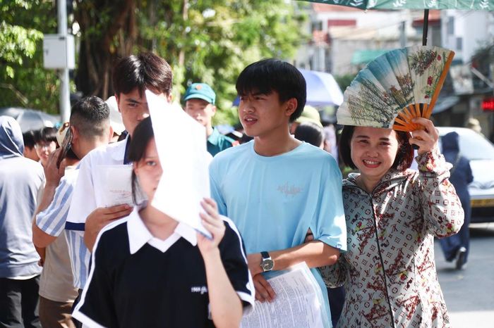 Các thí sinh có nguyện vọng vào lớp chuyên sẽ làm bài thi môn chuyên vào ngày 1/6.