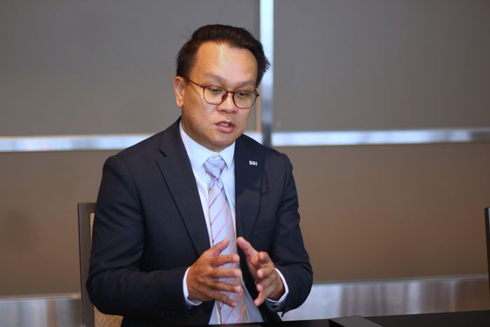  TS Peter Chow, Giám đốc điều hành Tập đoàn IHH Healthcare Singapore - tập đoàn y tế lớn nhất khu vực Đông Nam Á. 