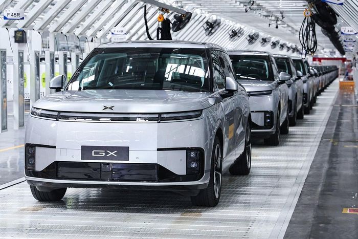  Về kết quả kinh doanh, khoản lỗ ròng thuộc về cổ đông phổ thông của Xpeng trong quý I/2026 lên tới 1,78 tỷ NDT (262,5 triệu USD), tăng mạnh so với mức lỗ 664 triệu NDT (97,9 triệu USD) cùng kỳ năm ngoái. 