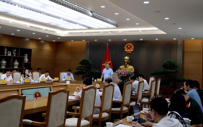 , Phó Thủ tướng Thường trực Phạm Gia Túc chủ trì cuộc họp nghe báo cáo, đóng góp ý kiến cho dự thảo Chiến lược quốc gia về đất hiếm đến năm 2030, tầm nhìn đến năm 2045 - Ản: VGP/Phương Nguyên