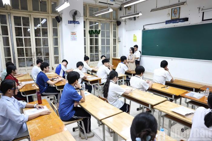 Sẵn sàng cho môn thi đầu tiên.