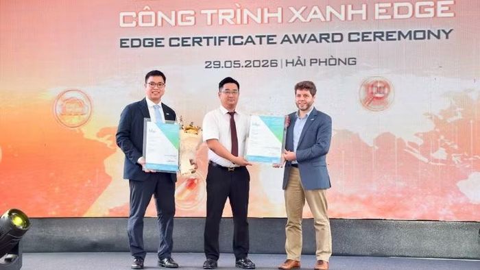 Công ty cổ phần thương mại xuất nhập khẩu Quang Thành Thắng nhận chứng nhận Công trình xanh EDGE.