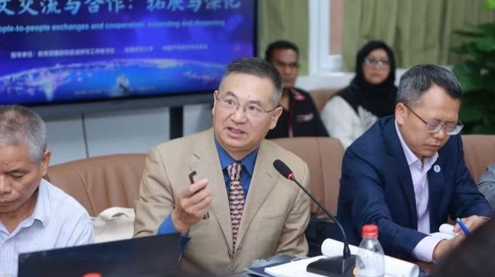 Ông Thành Hán Bình, Giáo sư, Tiến sĩ, Viện trưởng điều hành Viện nghiên cứu khu vực và quốc gia kiêm Giám đốc Trung tâm nghiên cứu Việt Nam thuộc Trường đại học Chiết Giang (Trung Quốc). (Ảnh do nhân vật cung cấp)