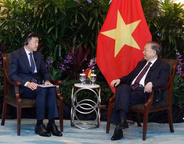 Tổng Bí thư, Chủ tịch nước Tô Lâm tiếp ông Forrest Li, nhà sáng lập, Chủ tịch kiêm Tổng Giám đốc điều hành Công ty SEA. (Ảnh: TTXVN)