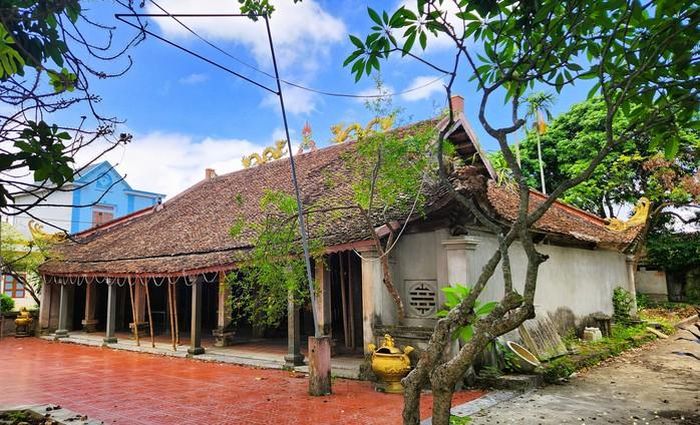 Đình cổ Bái Sơn ở làng Bái Sơn, xã Tống Sơn, tỉnh Thanh Hóa hiện đã xuống cấp nghiêm trọng
