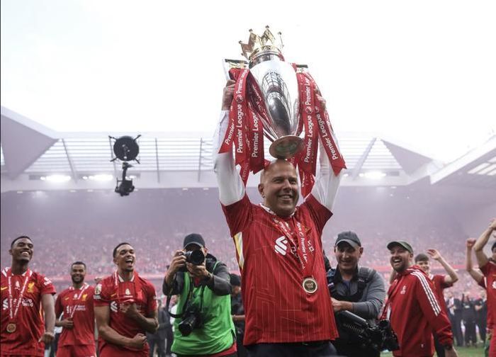 Arne Slot được xem là "ăn may" cùng danh hiệu vô địch Ngoại hạng Anh của Liverpool