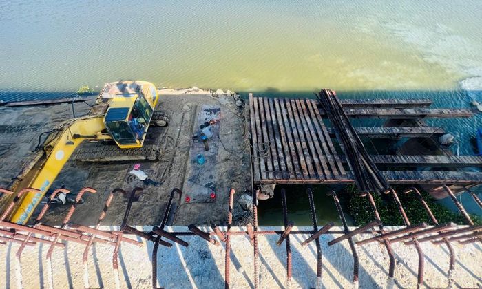 Một số dự án quy mô lớn bị ảnh hưởng nguồn vật liệu và giải phóng mặt bằng.