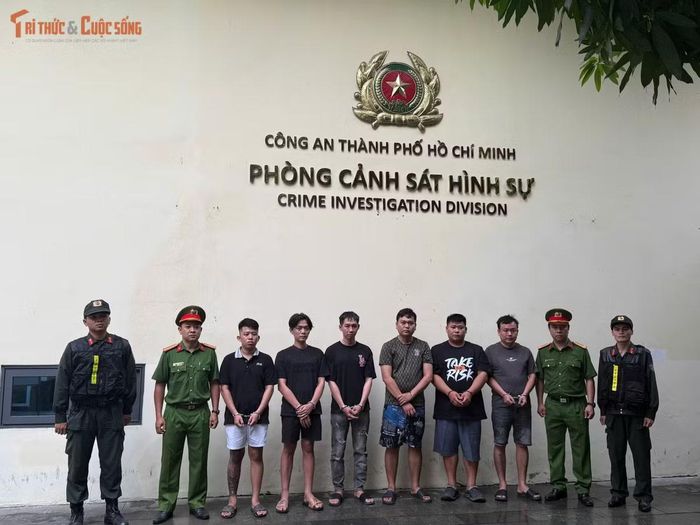 Táo tợn dùng rìu cướp vàng giữa phố, toàn bộ nhóm đối tượng bị bắt