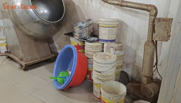 Khu vực chế biến thuốc đông dược giả