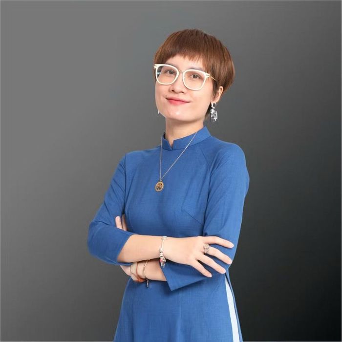 Cô Ngô Thị Thanh Huyền.