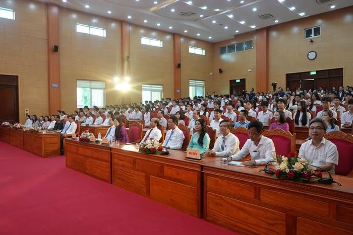 Chương trình do Sở GD&amp;ĐT tỉnh Quảng Trị phối hợp với Báo và Phát thanh, Truyền hình Quảng Trị tổ chức.