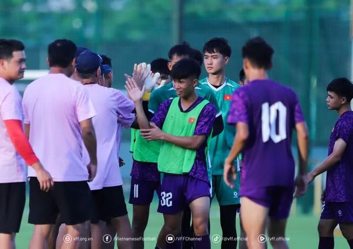 Giải vô địch U19 Đông Nam Á 2026 quy tụ 11 đội tuyển của khu vực, diễn ra tại Indonesia từ ngày 1/6 đến 14/6/2026.