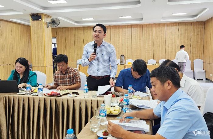 Đại biểu xã Thiên Phủ (Thanh Hóa) phát biểu thảo luận về cơ chế, chính sách phát triển vùng đồng bào DTTS và miền núi.