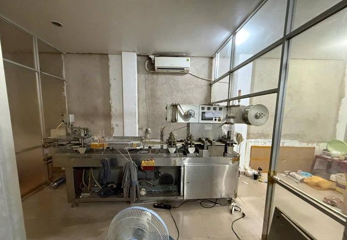  Máy móc thiết bị dùng để sản xuất đông dược.