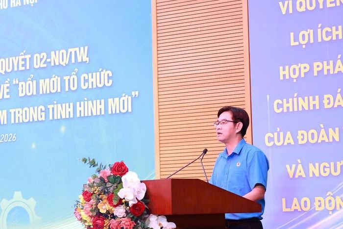 Chủ tịch LĐLĐ thành phố Hà Nội Nguyễn Văn Thắng phát biểu tiếp thu ý kiến chỉ đạo và định hướng nhiệm vụ thời gian tới.