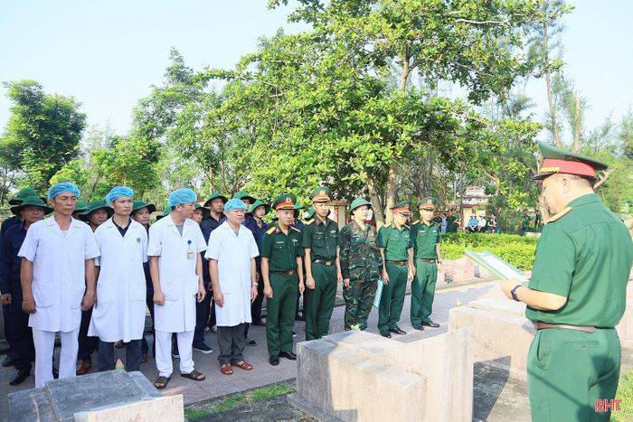 Ban Chỉ đạo 515 tỉnh Hà Tĩnh quán triệt quy trình lấy mẫu hài cốt liệt sĩ theo quy định cho các tổ chức, lực lượng.