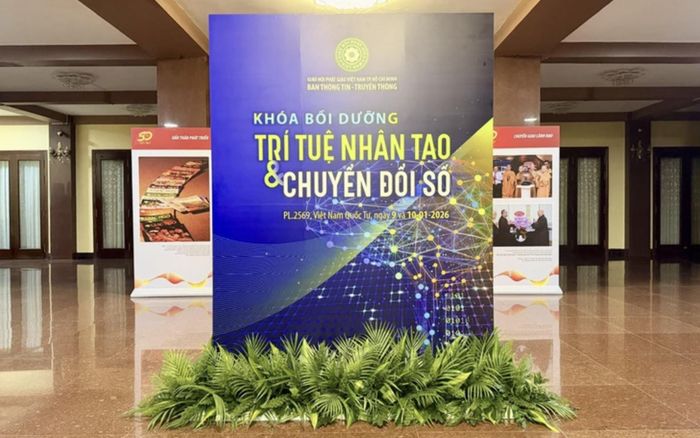 Khóa bồi dưỡng “AI và chuyển đổi số” do Ban Thông tin - Truyền thông Giáo hội Phật giáo Việt Nam TP.HCM tổ chức vào tháng 1. Ảnh: Báo Giác Ngộ