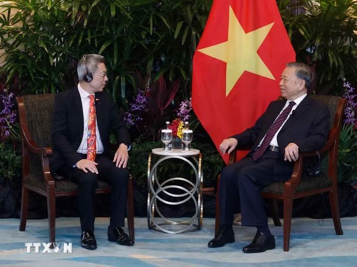 Tổng Bí thư, Chủ tịch nước Tô Lâm tiếp ông Jonathan Yap, Tổng giám đốc Tập đoàn CapitaLand. (Ảnh: Thống Nhất/TTXVN)