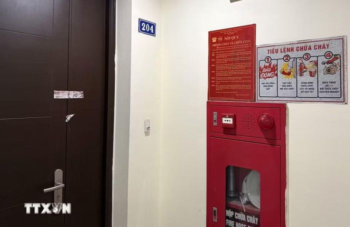 Các căn hộ được niêm phong đón chờ cư dân đến ở trong thời gian tới đây. (Ảnh: Quốc Khánh/TTXVN)