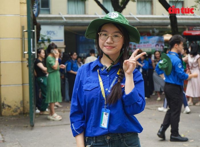 Bạn trẻ Hà Phương, sinh viên Trường Quốc tế - Đại học Quốc gia Hà Nội.