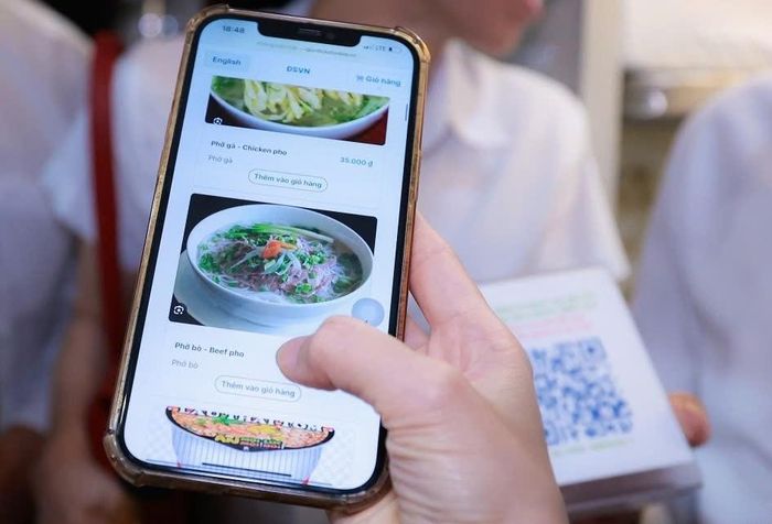 Tính năng đặt đặc sản vùng miền trên tàu áp dụng tại các ga Đồng Hới, Huế, Đà Nẵng.