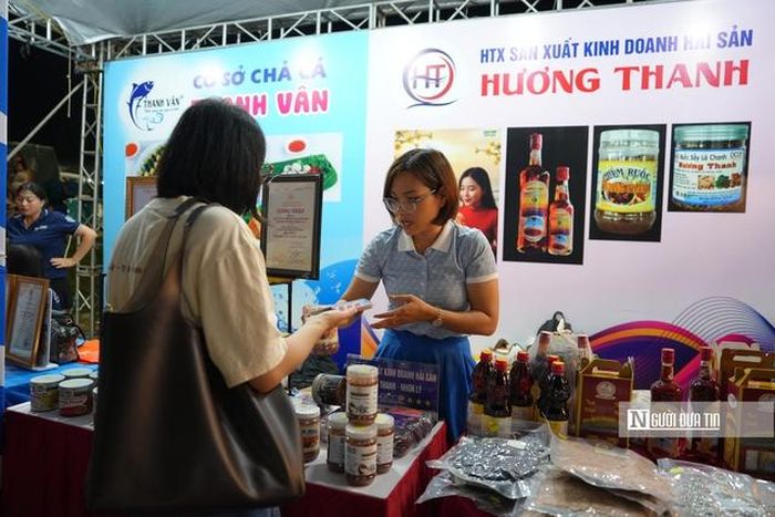 Đây là dịp HTX quảng bá sản phẩm đặc trưng địa phương