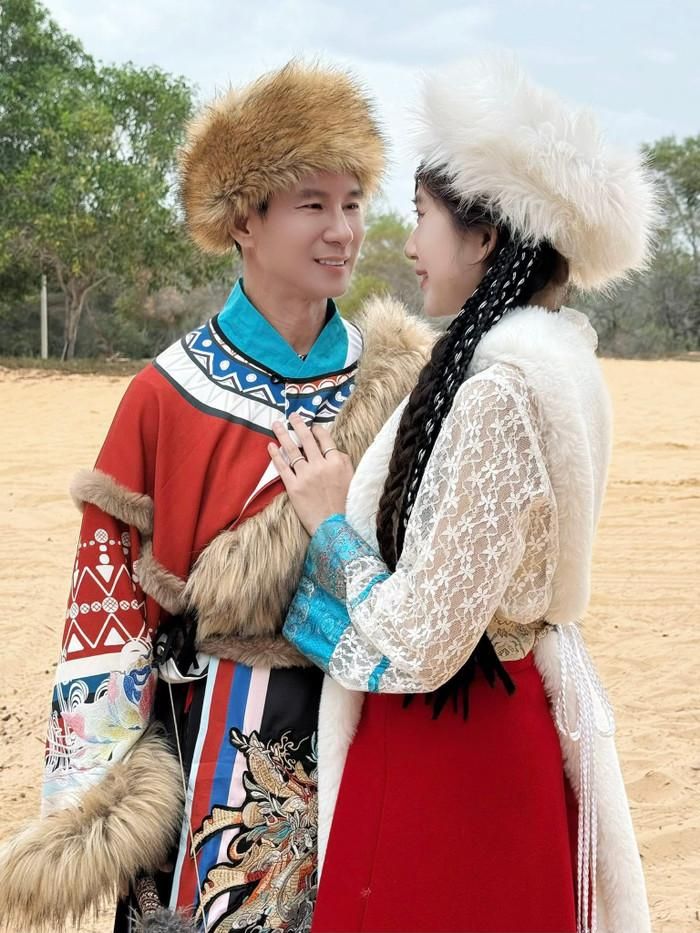 Lý Hải có lẽ đang trải qua một trong những giai đoạn bình yên và hạnh phúc nhất sau rất nhiều năm chạy không ngừng cùng điện ảnh. Ảnh: FBNV