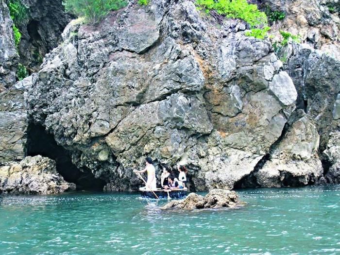 Cảnh đẹp hoang sơ ở biển Quỳnh.
