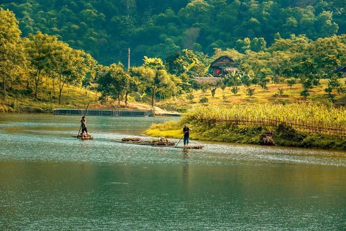 Sông Giăng vào hạ.
