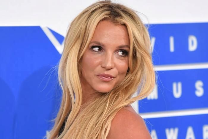 Britney Spears cho biết cô dành nhiều thời gian hơn cho các hoạt động nghệ thuật và thủ công.