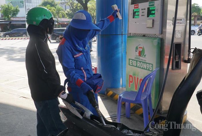 Các đơn vị kinh doanh xăng dầu tại TP. Đà Nẵng đã sẵn sàng hạ tầng chuyển đổi hoàn toàn sang bán xăng E10 RON95 thay thế cho xăng khoáng RON95