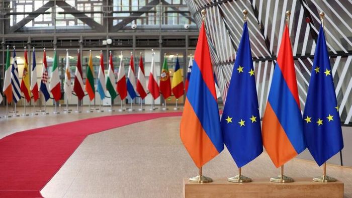 Armenia đứng trước lựa chọn giữa Liên minh châu Âu (EU) và Liên minh Kinh tế Á-Âu (EAEU). Ảnh: Anadolu.