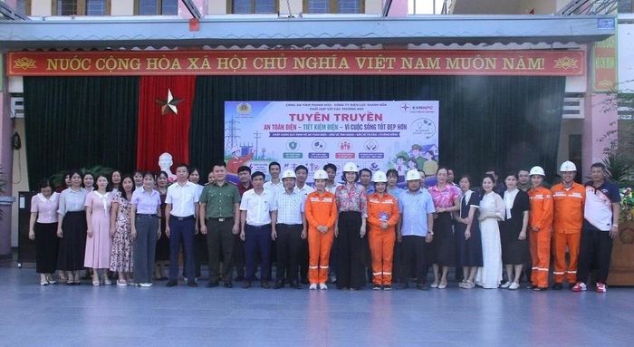 Công ty Điện lực Thanh Hóa triển khai đa dạng các nội dung tuyên truyền sử dụng điện an toàn, tiết kiệm và hiệu quả.