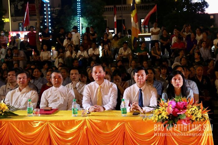 Các đại biểu dự Đại lễ Phật đản