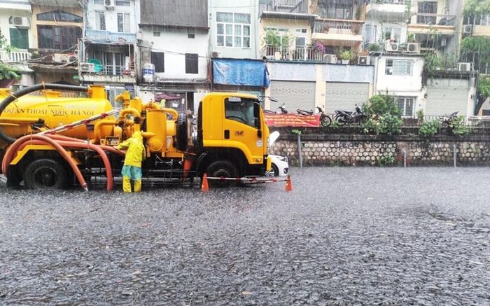 TP. Hà Nội sẽ xây dựng trung tâm giám sát thoát nước thông minh, hệ thống cảnh báo sớm ngập úng cho người dân. Nguồn ảnh: Internet