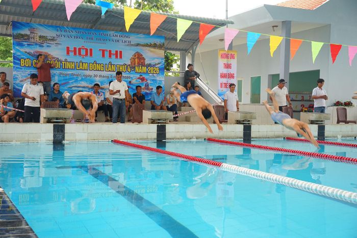 Khai mạc Hội thi bơi cứu đuối lần thứ 4, tỉnh Lâm Đồng