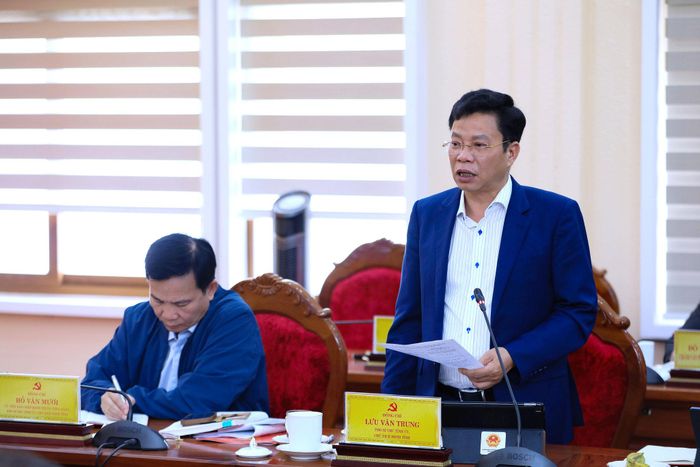 Phó Bí thư Tỉnh ủy, Chủ tịch HĐND tỉnh Lâm Đồng Lưu Văn Trung đề xuất một số giải pháp nâng cao hoạt động của đội ngũ cán bộ cấp cơ sở