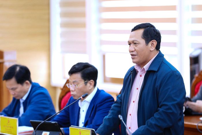 Ủy viên Ban Thường vụ Tỉnh ủy, Phó Chủ tịch HĐND tỉnh Lâm Đồng K’Mák đề xuất một số giải pháp nâng cao năng lực hoạt động của cấp xã và xử lý kiến nghị của người dân