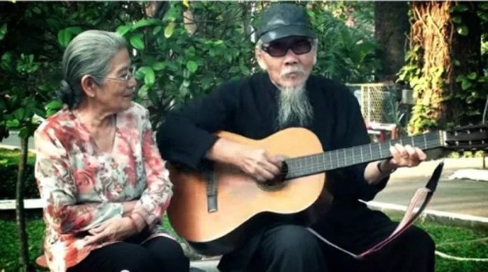 NSƯT Phi Điểu có cuộc hôn nhân hạnh phúc với cố nhạc sĩ Phan Nhân.