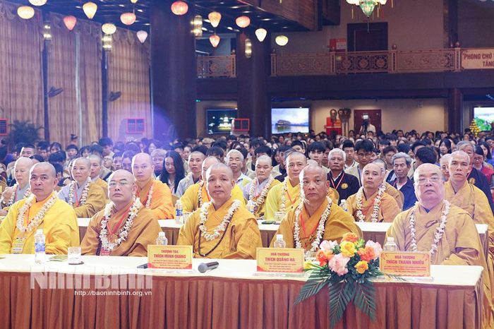 Các đại biểu dự Đại lễ.