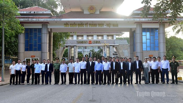 Đoàn đại biểu tỉnh Tuyên Quang kết thúc tốt đẹp chuyến thăm, làm việc tại Vân Nam, Trung Quốc.