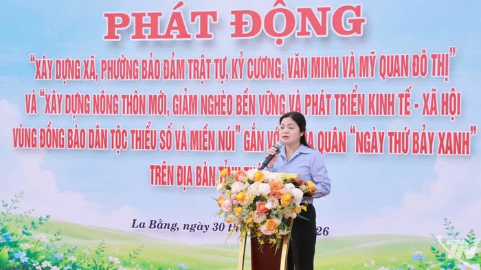 Đồng chí Phó Chủ tịch UBND tỉnh Nguyễn Thị Loan phát biểu tại Lễ phát động.