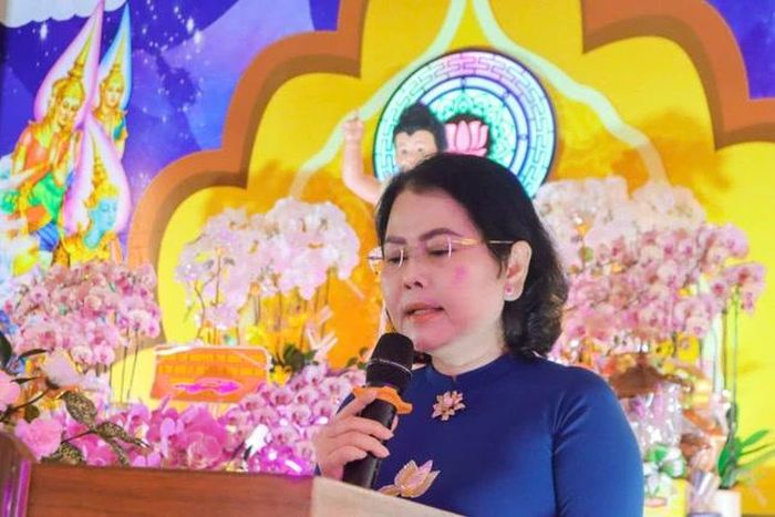 Bà Nguyễn Thị Ngọc Duyên đại diện chính quyền phát biểu