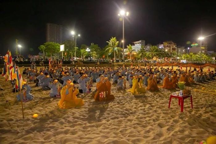 Trang nghiêm khóa lễ cầu nguyện đến chư hương linh tử nạn do đuối nước tại biển Quy Nhơn