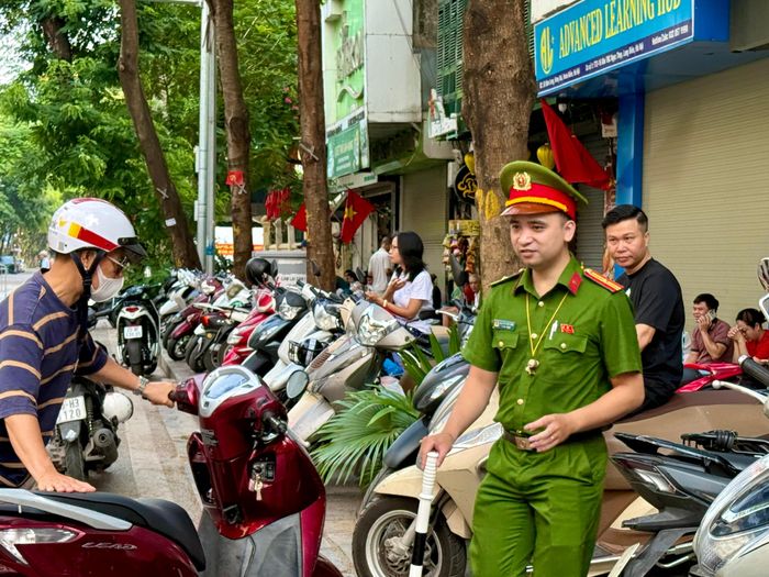 Cơ quan chức năng đã phối hợp với ngành giáo dục triển khai đồng bộ các phương án bảo vệ, kiểm tra và giám sát tại tất cả các điểm thi, nhằm hạn chế tối đa rủi ro về an ninh, an toàn trong suốt kỳ thi.