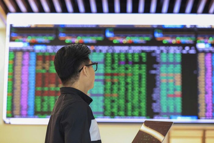 Kỳ vọng vào một làn sóng thoái vốn mạnh mẽ trong thời gian tới. Ảnh: Đức Thanh
