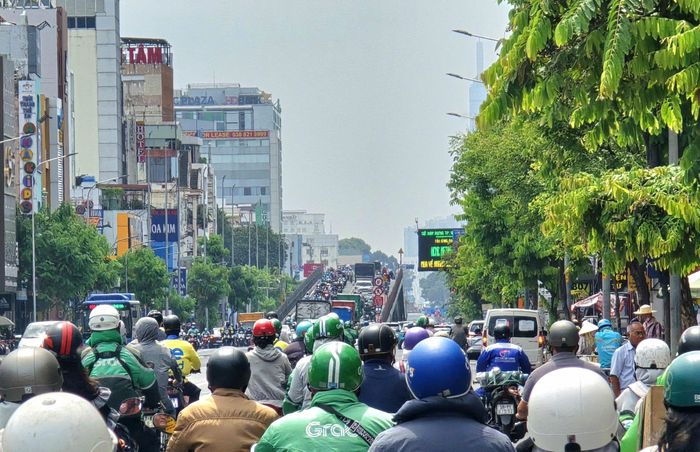 TP. Hồ Chí Minh sẽ xây cầu vượt thép tại các nút giao trọng điểm. Ảnh: Thạc Hiếu