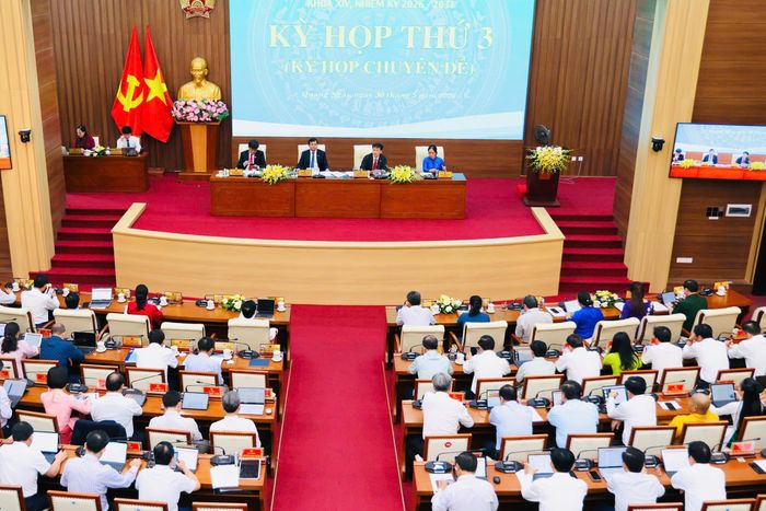 Quang cảnh kỳ họp